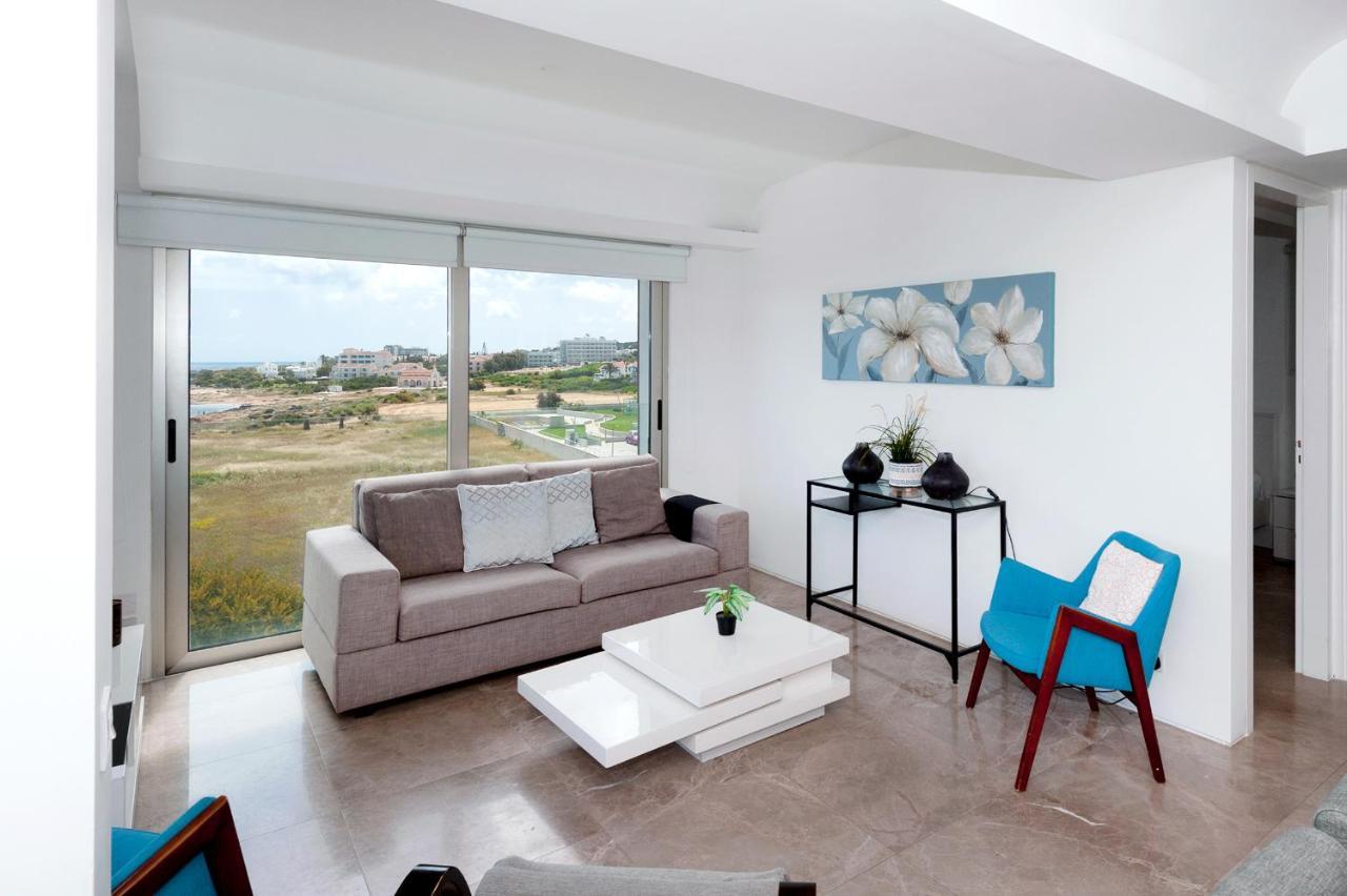 Apartment Marisol - Beachfront Protaras Buitenkant foto