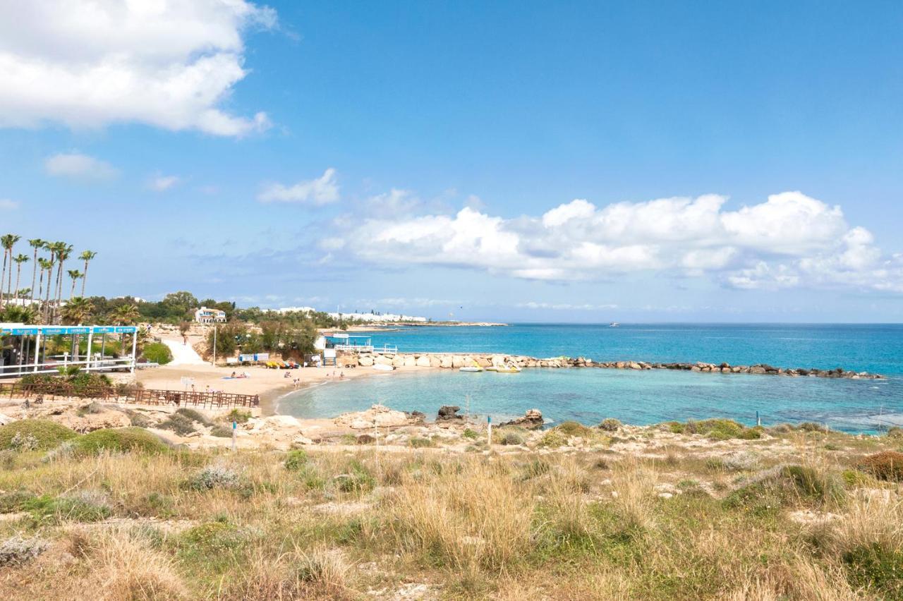 Apartment Marisol - Beachfront Protaras Buitenkant foto