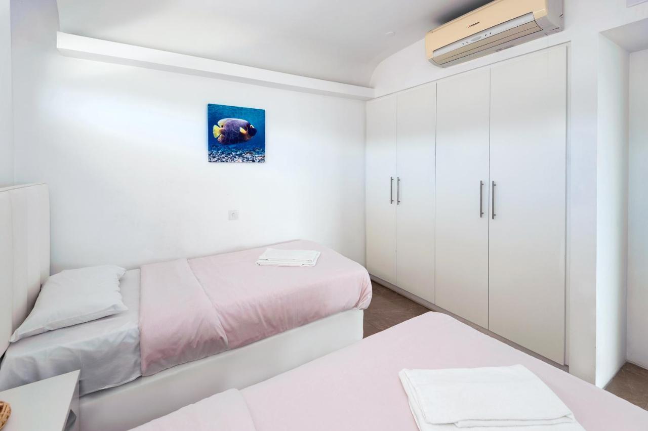 Apartment Marisol - Beachfront Protaras Buitenkant foto