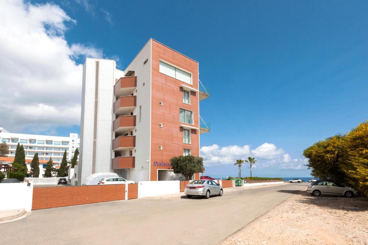 Apartment Marisol - Beachfront Protaras Buitenkant foto