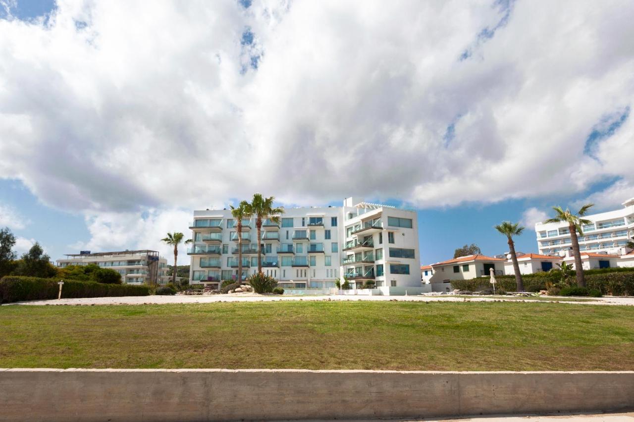 Apartment Marisol - Beachfront Protaras Buitenkant foto